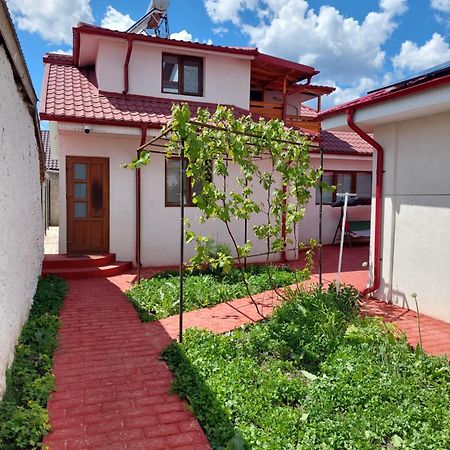 Готель Casa Anne Мангалія Екстер'єр фото